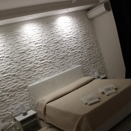 B&B Il Giardino Delle Meraviglie Bed & Breakfast Melito Di Porto Salvo