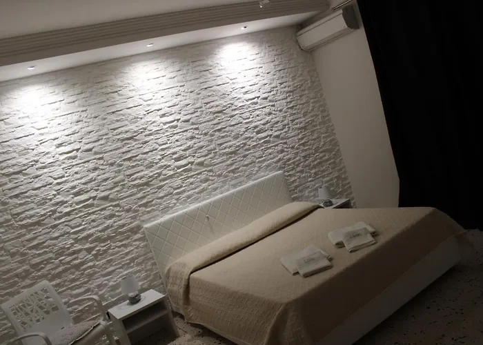 Il Giardino Delle Meraviglie Alojamento de Acomodação e Pequeno-almoço Melito Di Porto Salvo